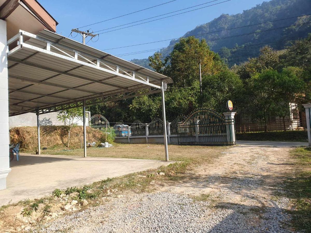 Khounxok Guesthouse Nongkhiaw Dış mekan fotoğraf